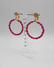 Load image into Gallery viewer, golden metal clip-on earrings with pink oval jade beads
