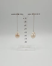 Charger l&#39;image dans la galerie, silver stud earrings with silver chain and irregular pearls
