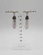 Charger l&#39;image dans la galerie, silver stud earrings with strass and cristal drops
