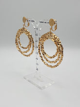Load image into Gallery viewer, NEW Golden metal clip-on earrings with three golden circles
