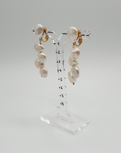 Load image into Gallery viewer, pearl clip-on earrings with four pearls
