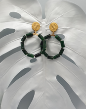 Load image into Gallery viewer, golden metal clip-on earrings with green jade &quot;tube beads&quot;
